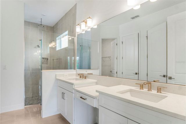 16120 VOLTERRA POINT, Montverde, FL 34756