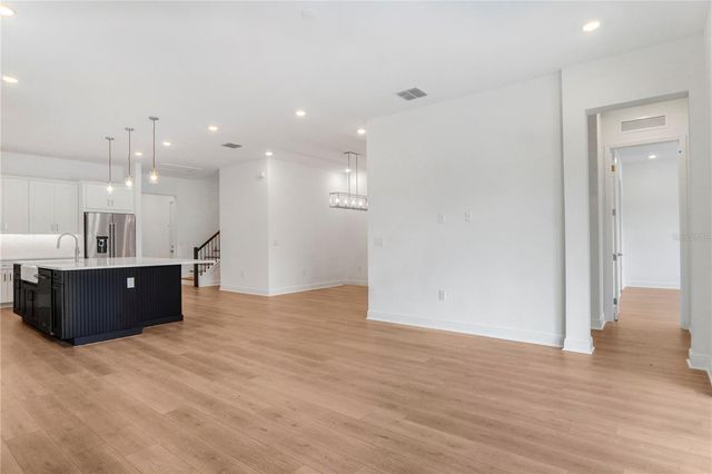 16120 VOLTERRA POINT, Montverde, FL 34756