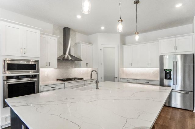 16120 VOLTERRA POINT, Montverde, FL 34756