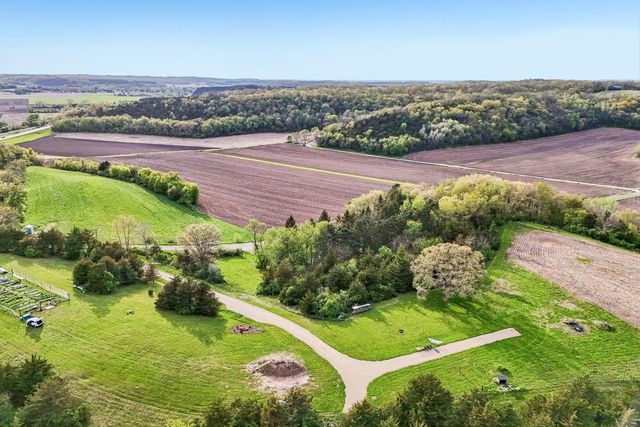 5030 S Valley Road, Black Earth, WI 53515