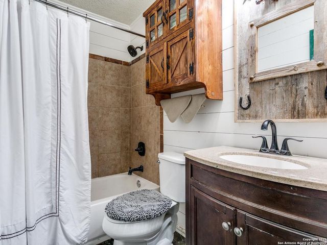 7030 Purple Ridge, San Antonio, TX 78233