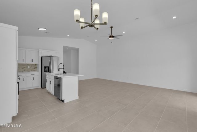 11833 SENDA Place, El Paso, TX 79934