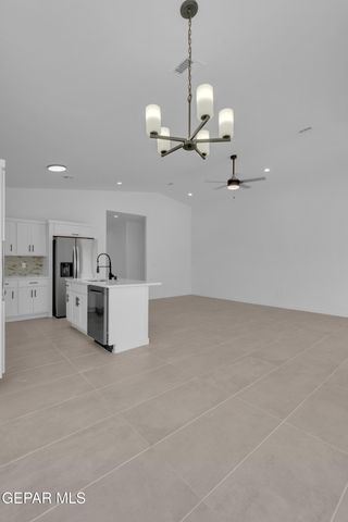 11833 SENDA Place, El Paso, TX 79934