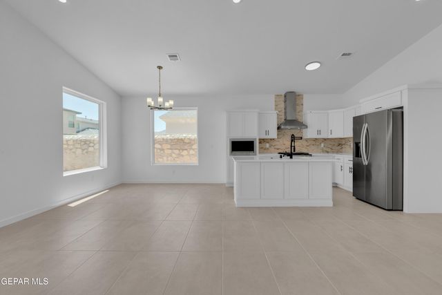 11833 SENDA Place, El Paso, TX 79934