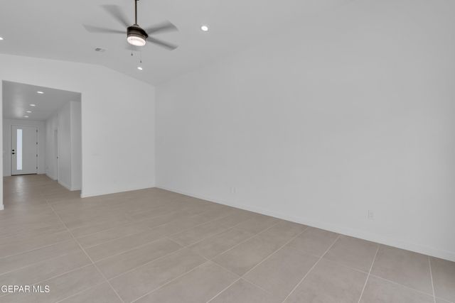 11833 SENDA Place, El Paso, TX 79934