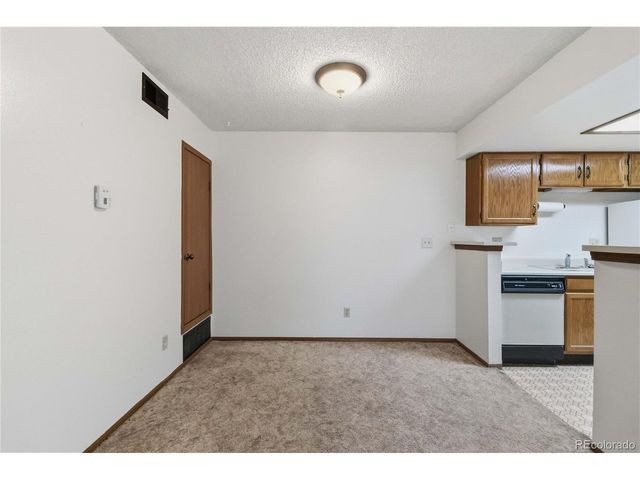 923 S Zeno Way 104, Aurora, CO 80017