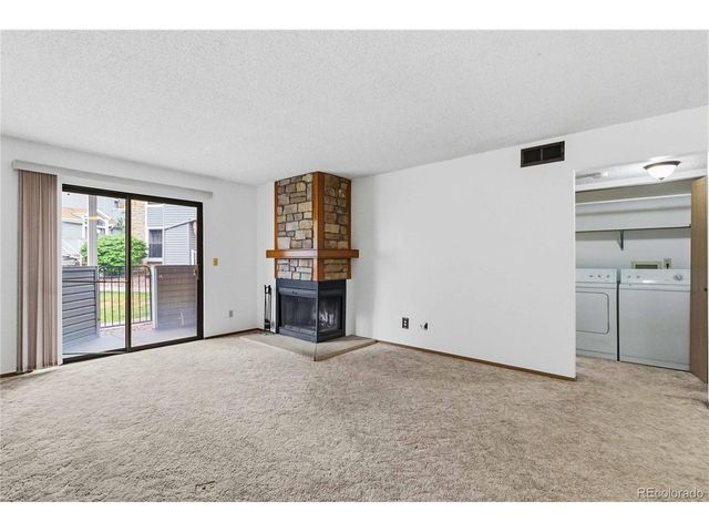 923 S Zeno Way 104, Aurora, CO 80017
