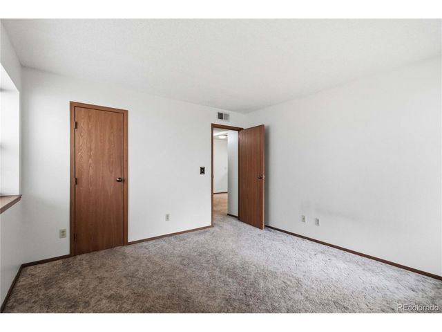 923 S Zeno Way 104, Aurora, CO 80017