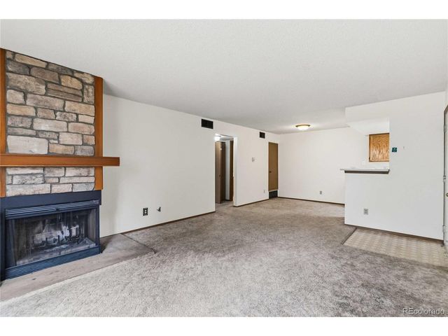 923 S Zeno Way 104, Aurora, CO 80017