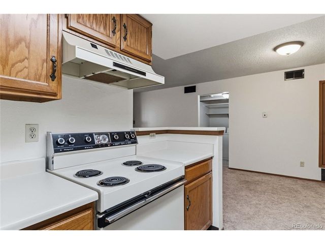 923 S Zeno Way 104, Aurora, CO 80017