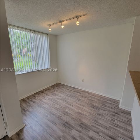 7824 Sonoma Springs Cir 101, Lake Worth, FL 33463