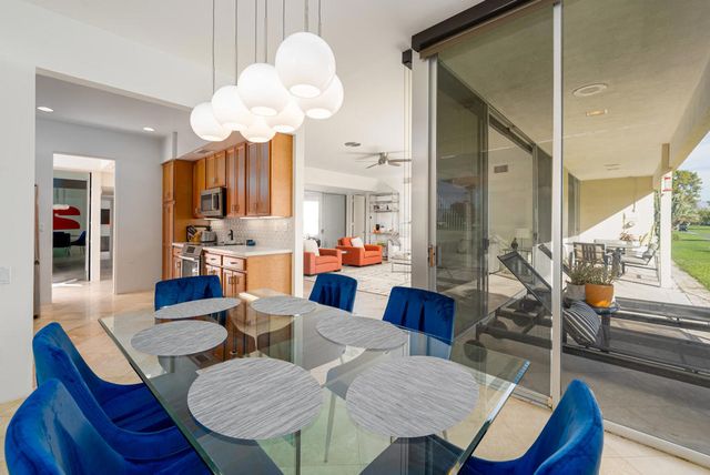 75 Westlake Circle, Palm Springs, CA 92264