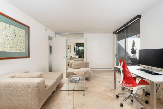 75 Westlake Circle, Palm Springs, CA 92264