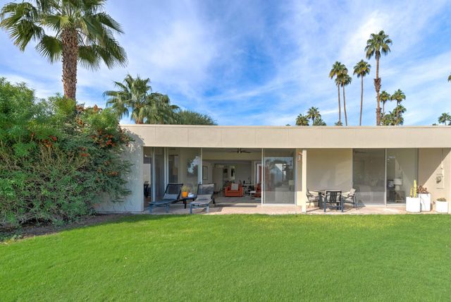 75 Westlake Circle, Palm Springs, CA 92264