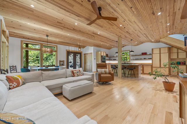 831 Futch Creek Road, Wilmington, NC 28411