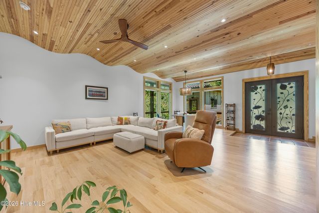 831 Futch Creek Road, Wilmington, NC 28411