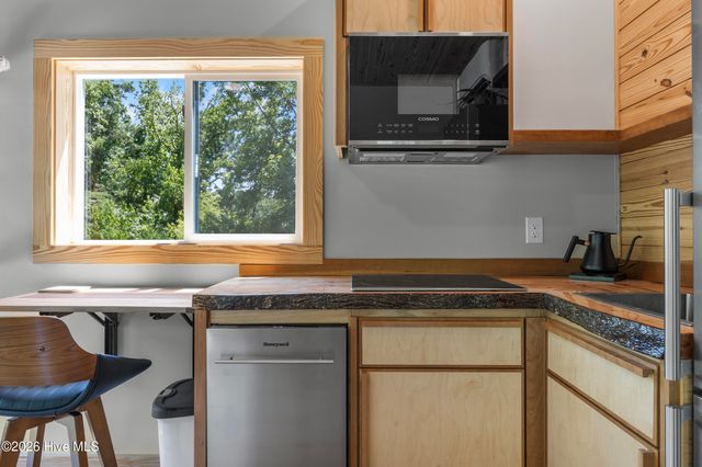 831 Futch Creek Road, Wilmington, NC 28411
