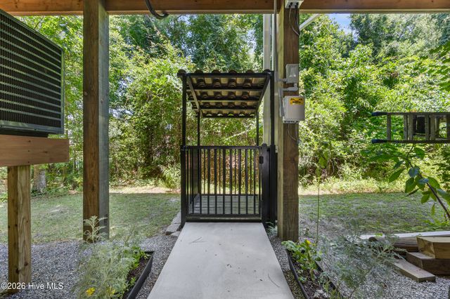831 Futch Creek Road, Wilmington, NC 28411