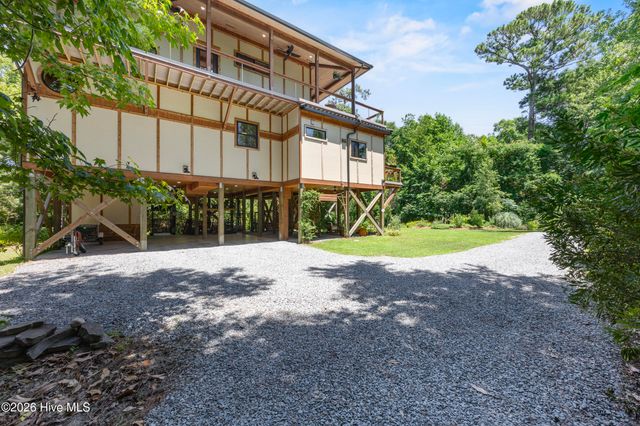831 Futch Creek Road, Wilmington, NC 28411