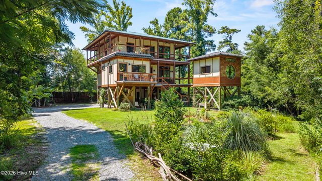 831 Futch Creek Road, Wilmington, NC 28411