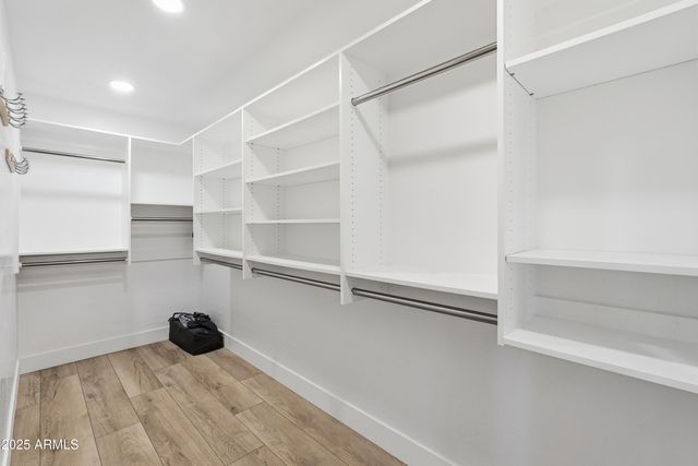 5613 E ANGELA Drive, Scottsdale, AZ 85254