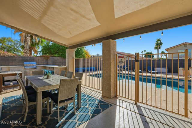 5613 E ANGELA Drive, Scottsdale, AZ 85254