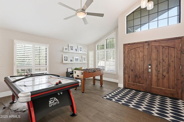 5613 E ANGELA Drive, Scottsdale, AZ 85254