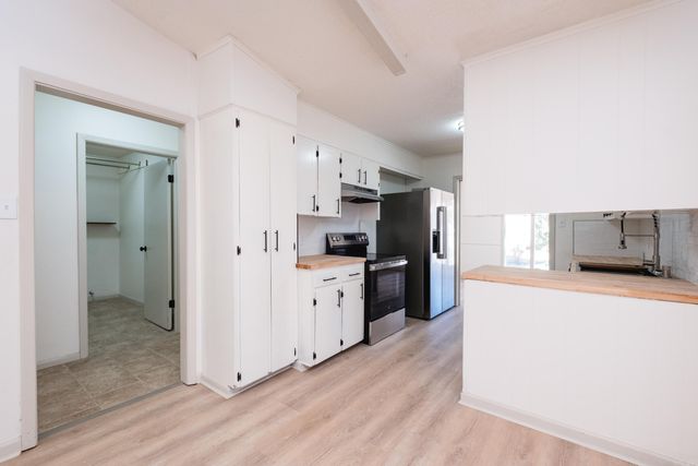 8607 Nancy Place, Little Rock, AR 72204