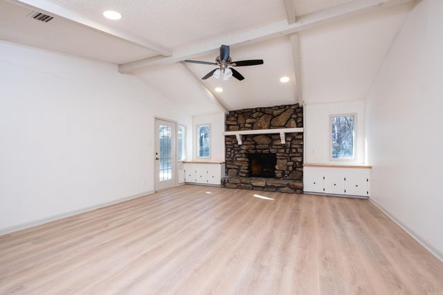 8607 Nancy Place, Little Rock, AR 72204