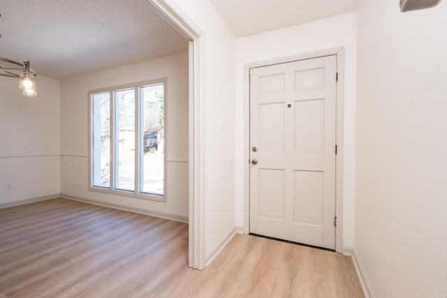 8607 Nancy Place, Little Rock, AR 72204