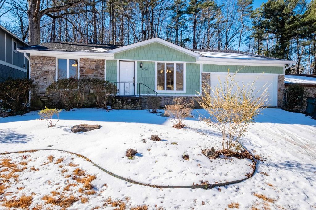 8607 Nancy Place, Little Rock, AR 72204