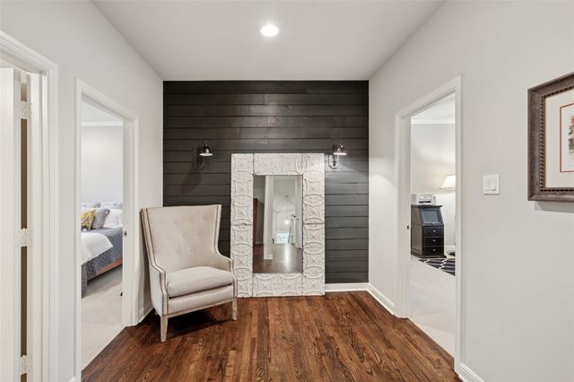 2555 Waits Avenue, Fort Worth, TX 76109