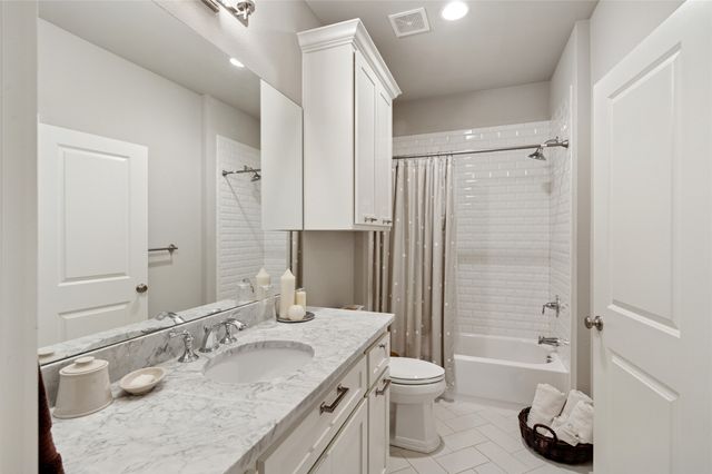 2555 Waits Avenue, Fort Worth, TX 76109