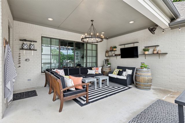 2555 Waits Avenue, Fort Worth, TX 76109