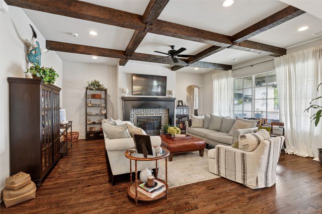 2555 Waits Avenue, Fort Worth, TX 76109