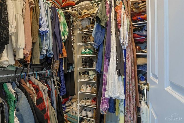 396 Barney Court, Harrison, OH 45030