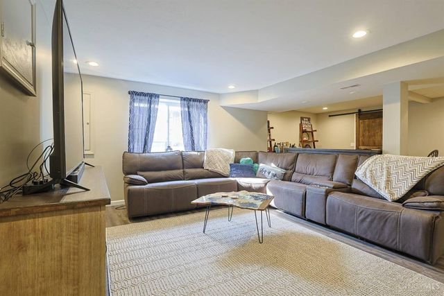 396 Barney Court, Harrison, OH 45030