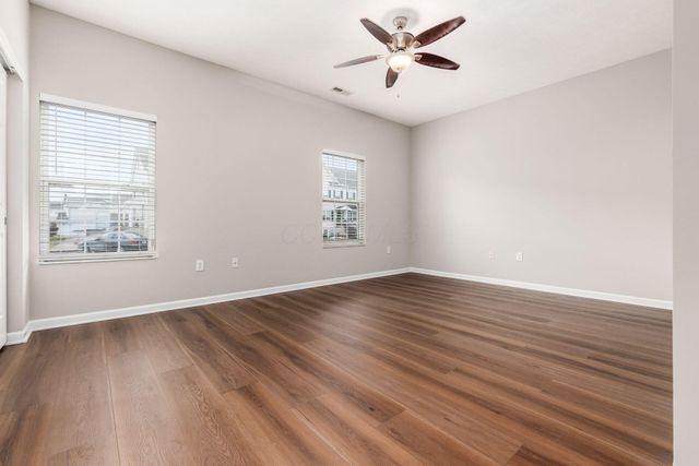 6035 Avatar Drive, 8-6035, New Albany, OH 43054