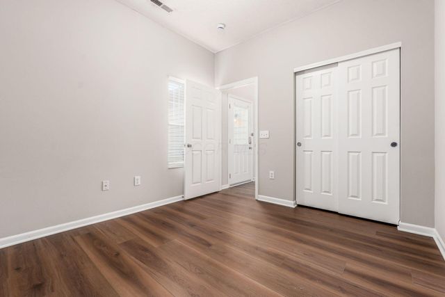 6035 Avatar Drive, 8-6035, New Albany, OH 43054