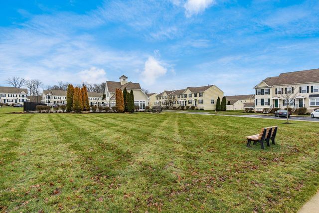 6035 Avatar Drive, 8-6035, New Albany, OH 43054