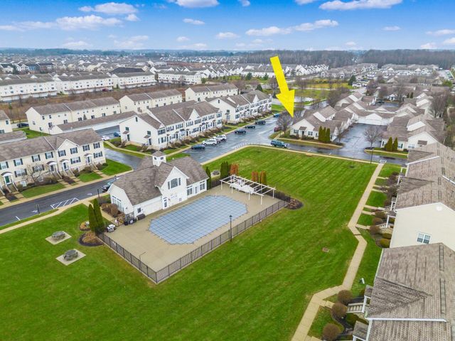 6035 Avatar Drive, 8-6035, New Albany, OH 43054