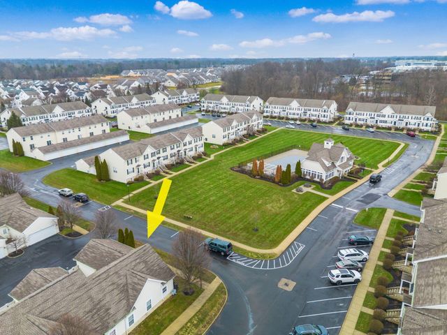 6035 Avatar Drive, 8-6035, New Albany, OH 43054