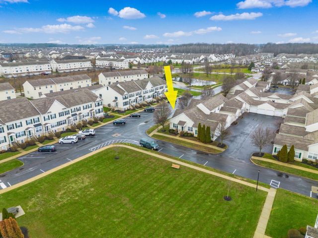 6035 Avatar Drive, 8-6035, New Albany, OH 43054