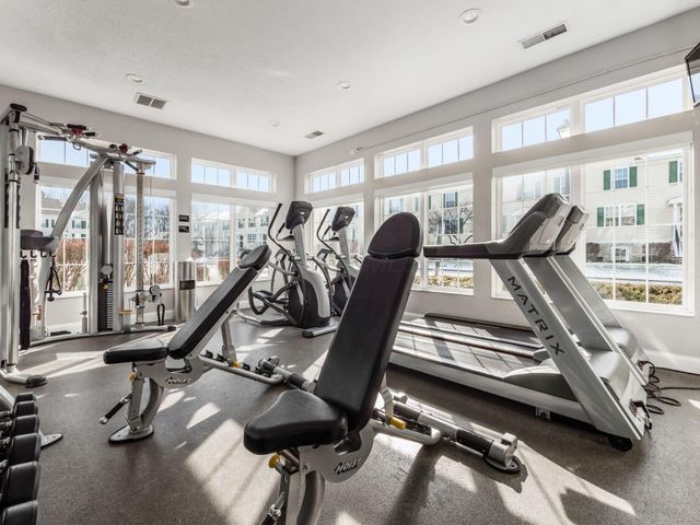 6035 Avatar Drive, 8-6035, New Albany, OH 43054