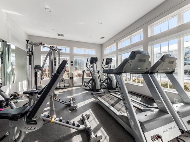 6035 Avatar Drive, 8-6035, New Albany, OH 43054