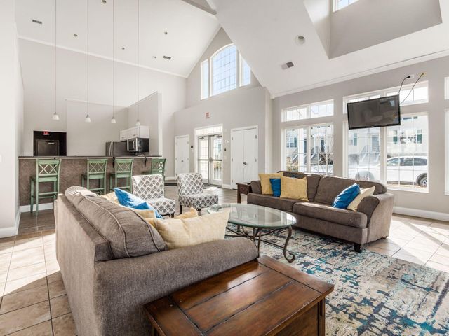 6035 Avatar Drive, 8-6035, New Albany, OH 43054