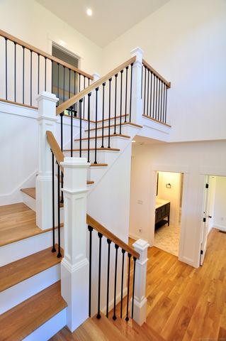 152 East Hill Road, Canton, CT 06019