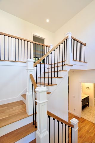 152 East Hill Road, Canton, CT 06019