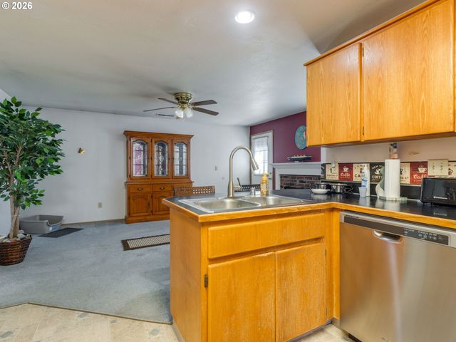 9319 Ne 136TH Ave, Vancouver, WA 98682