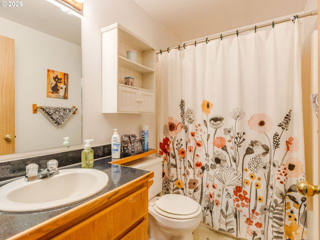 9319 Ne 136TH Ave, Vancouver, WA 98682